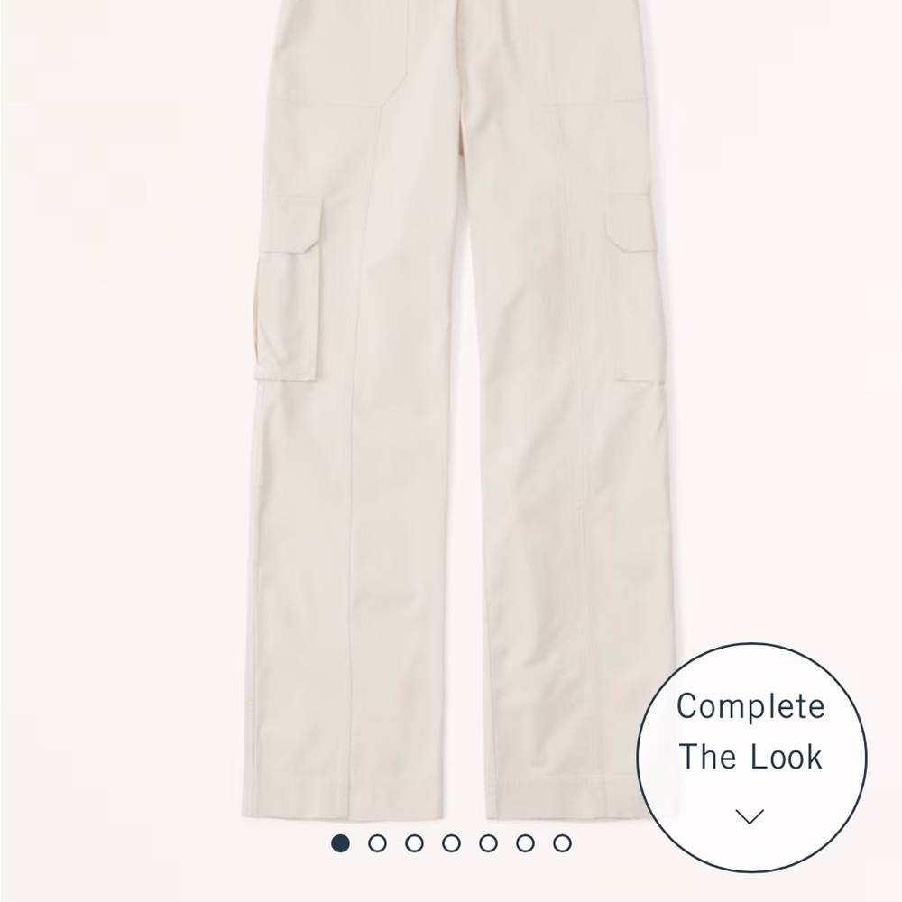 Abercrombie Relaxed Cargo In Cream